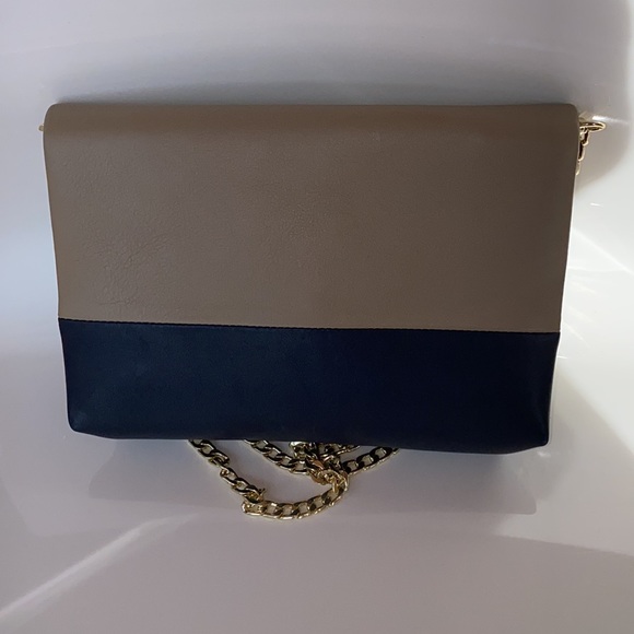 Authentic CELINE Clutch Shoulderbag - Picture 7 of 11